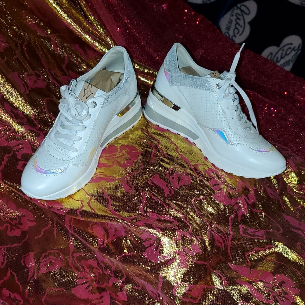 Elegant White Sneakers